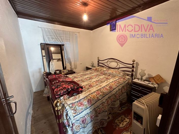 Image No.12-3 Bed House for sale