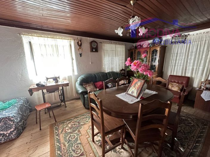 Image No.9-3 Bed House for sale