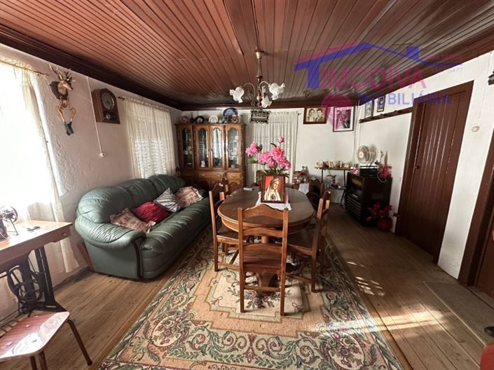 Image No.10-3 Bed House for sale