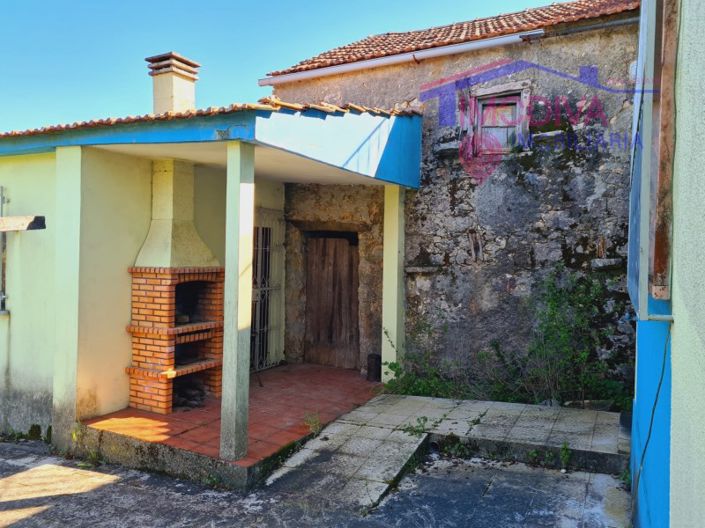 Image No.9-5 Bed House for sale