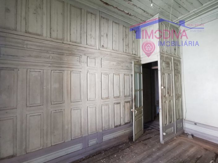 Image No.16-4 Bed House for sale