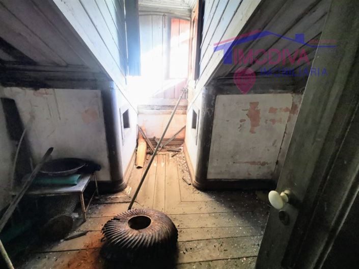 Image No.20-4 Bed House for sale