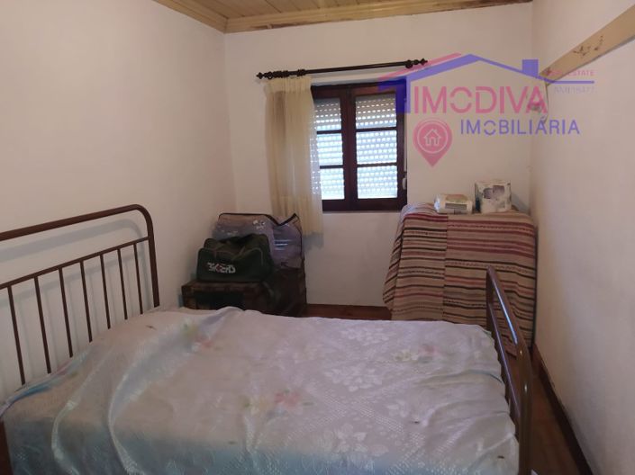 Image No.12-3 Bed House for sale