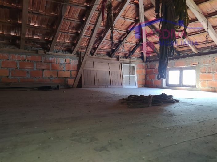 Image No.23-3 Bed House for sale