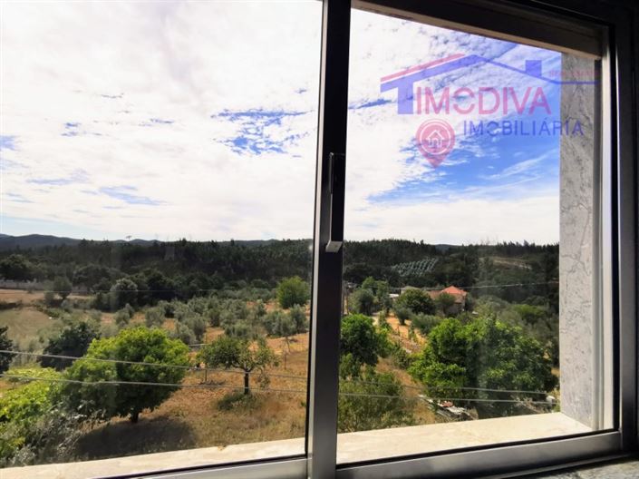 Image No.3-3 Bed House for sale