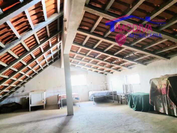 Image No.26-3 Bed House for sale