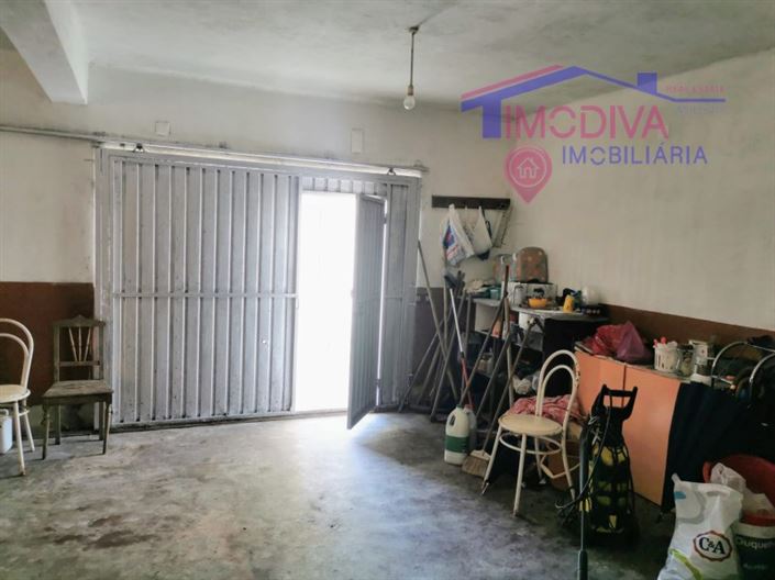 Image No.28-3 Bed House for sale