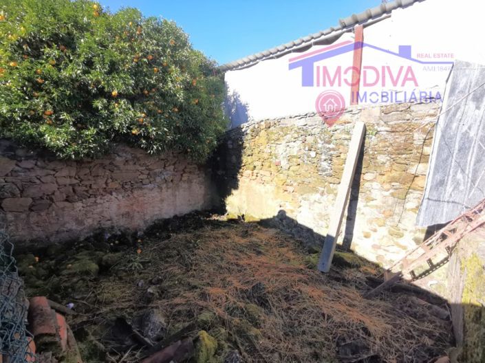 Image No.32-3 Bed House for sale