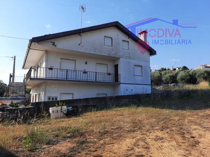 Image No.34-5 Bed House for sale