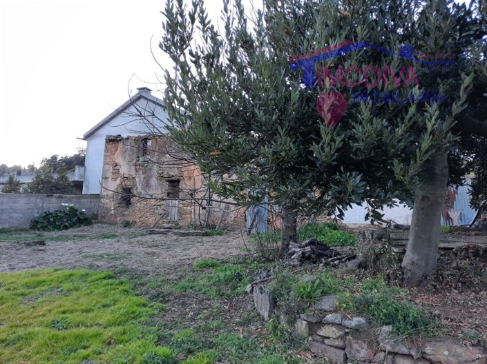 Image No.7-2 Bed Farmhouse for sale