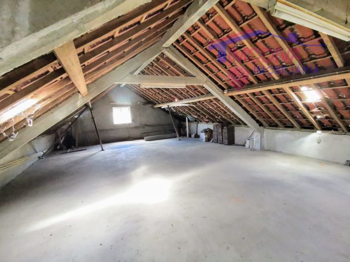 Image No.26-3 Bed House for sale