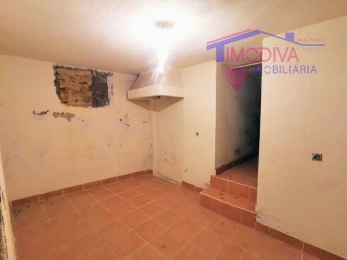 Image No.28-3 Bed House for sale