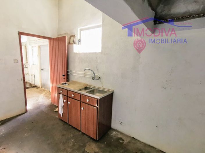 Image No.38-3 Bed House for sale