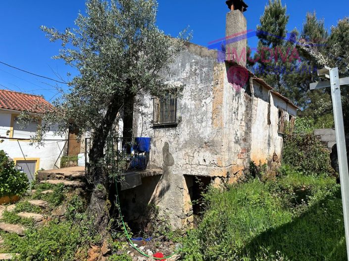 Image No.5-2 Bed House for sale