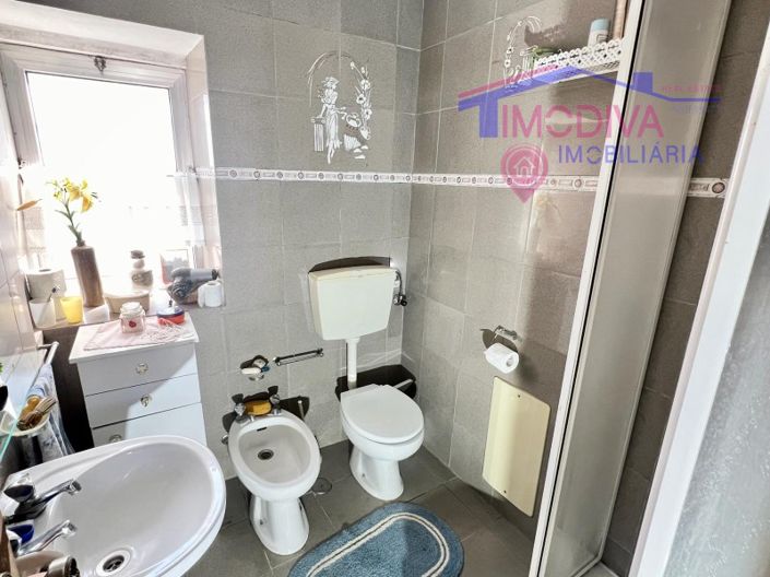 Image No.11-4 Bed House for sale