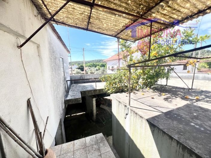 Image No.25-4 Bed House for sale