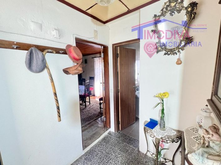 Image No.7-4 Bed House for sale