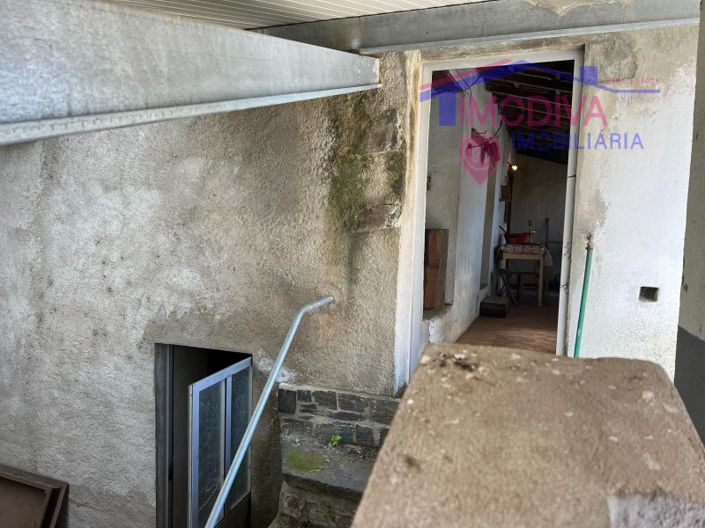 Image No.36-4 Bed House for sale