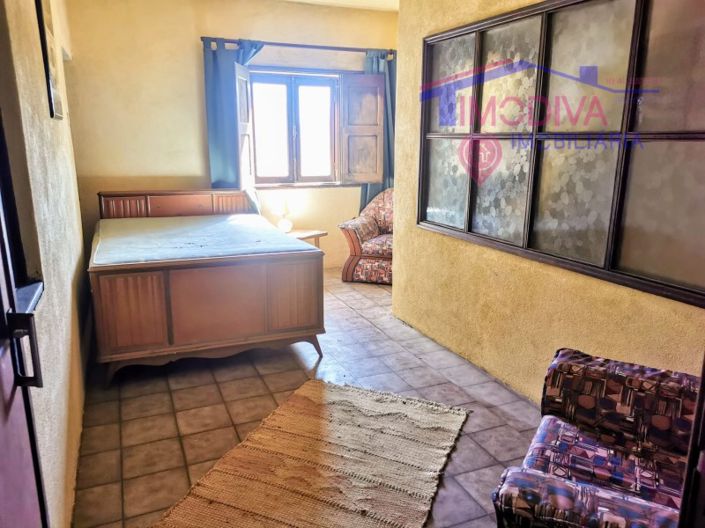 Image No.15-3 Bed House for sale