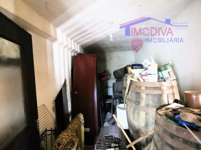 Image No.28-3 Bed House for sale