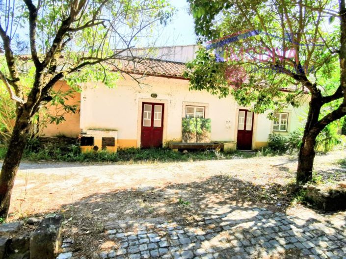 Image No.4-Bar for sale