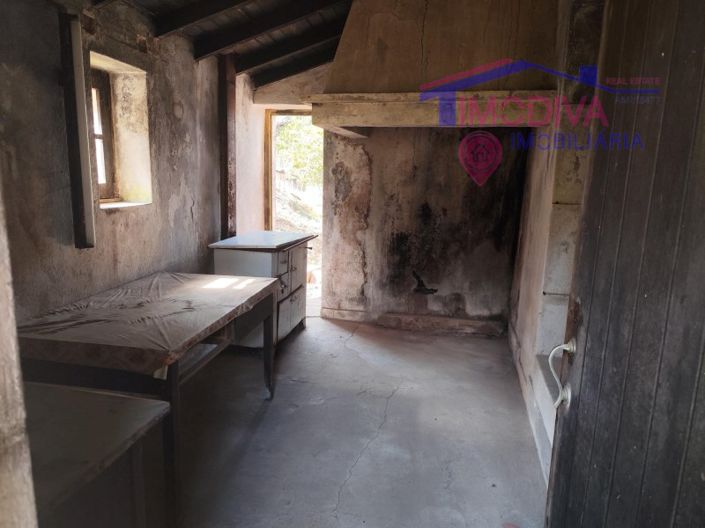 Image No.13-2 Bed House for sale