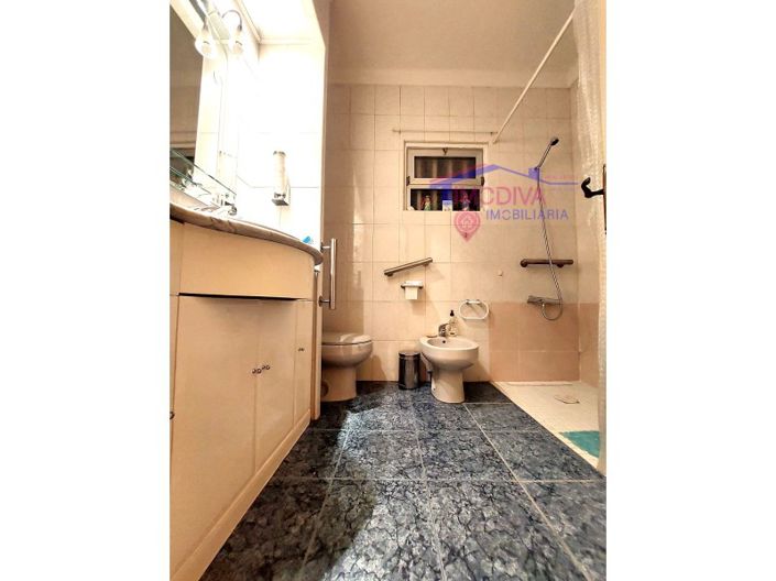 Image No.11-4 Bed House for sale