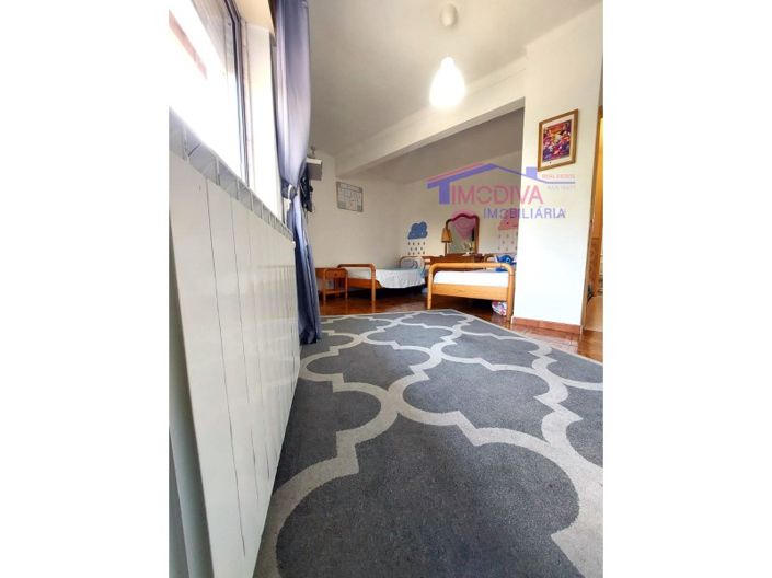 Image No.12-4 Bed House for sale