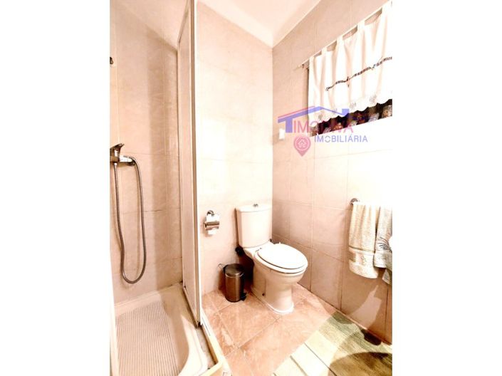 Image No.15-4 Bed House for sale