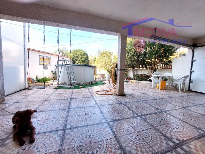 Image No.26-4 Bed House for sale