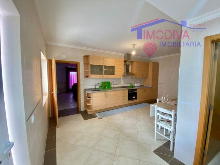 Image No.10-4 Bed Farmhouse for sale