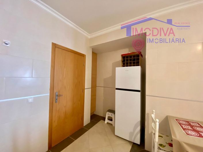 Image No.12-4 Bed Farmhouse for sale