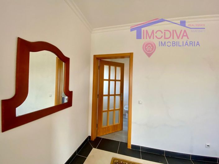 Image No.21-4 Bed Farmhouse for sale