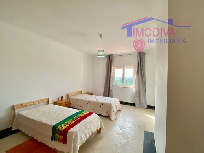 Image No.30-4 Bed Farmhouse for sale