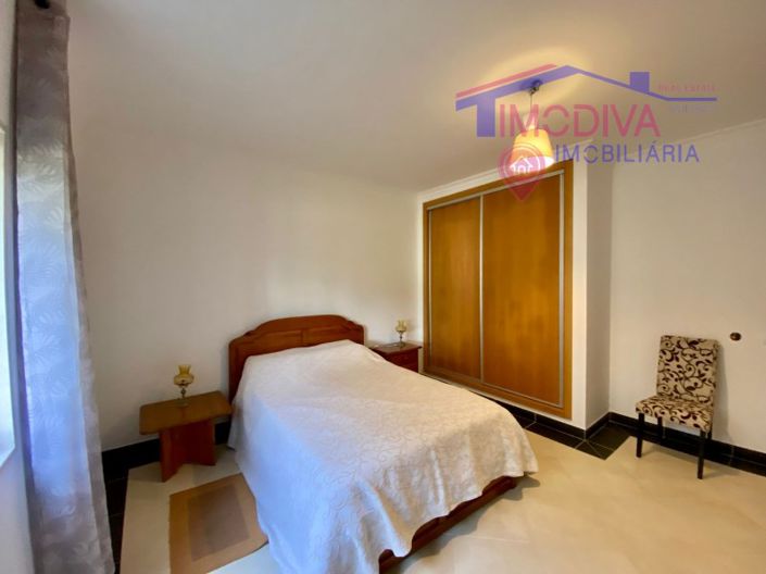 Image No.39-4 Bed Farmhouse for sale