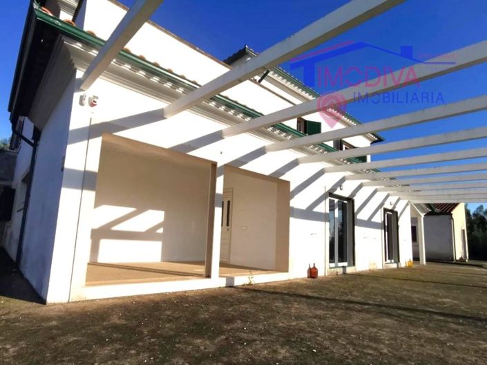 Image No.5-4 Bed Farmhouse for sale