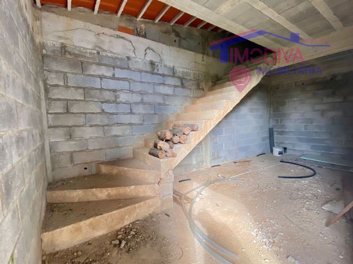 Image No.54-4 Bed Farmhouse for sale