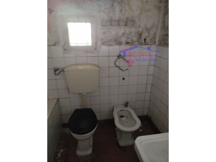 Image No.15-2 Bed House for sale