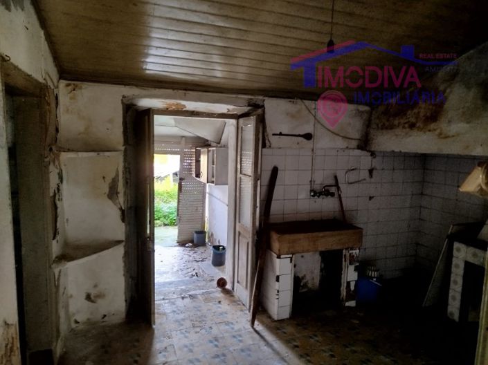 Image No.18-2 Bed House for sale