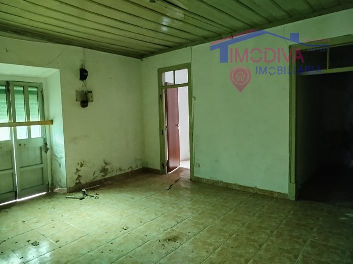 Image No.9-2 Bed House for sale