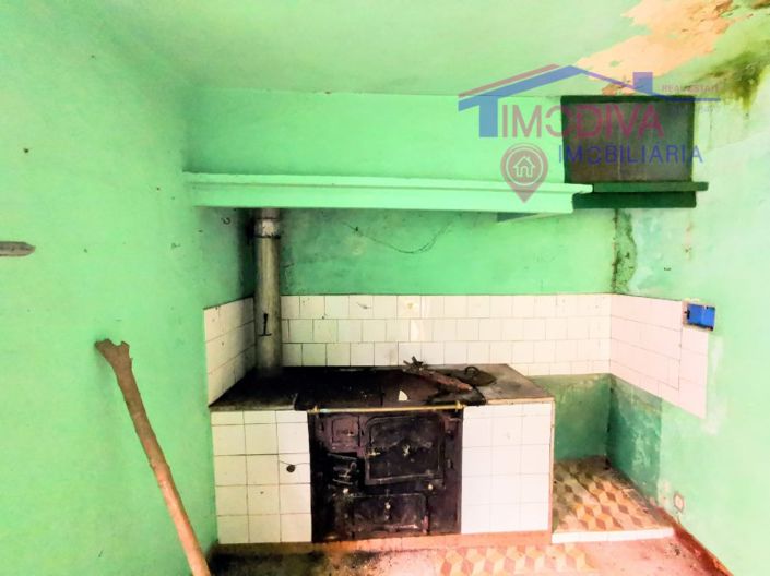 Image No.5-2 Bed House for sale