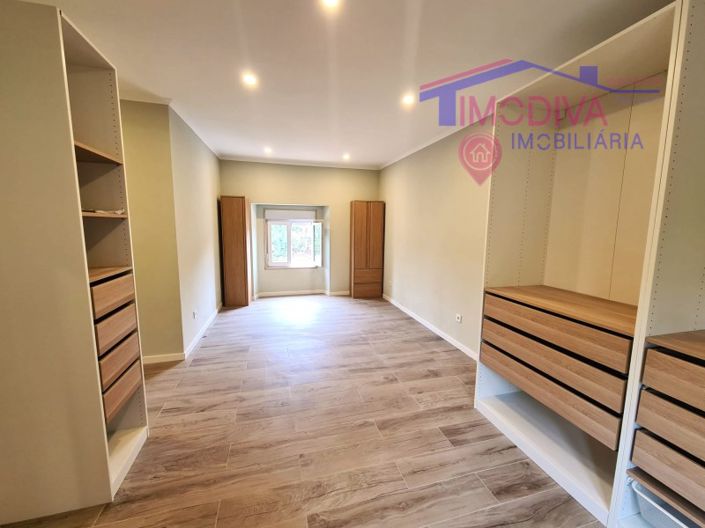 Image No.13-3 Bed House for sale