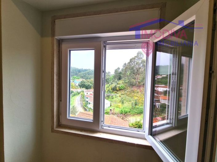 Image No.17-3 Bed House for sale