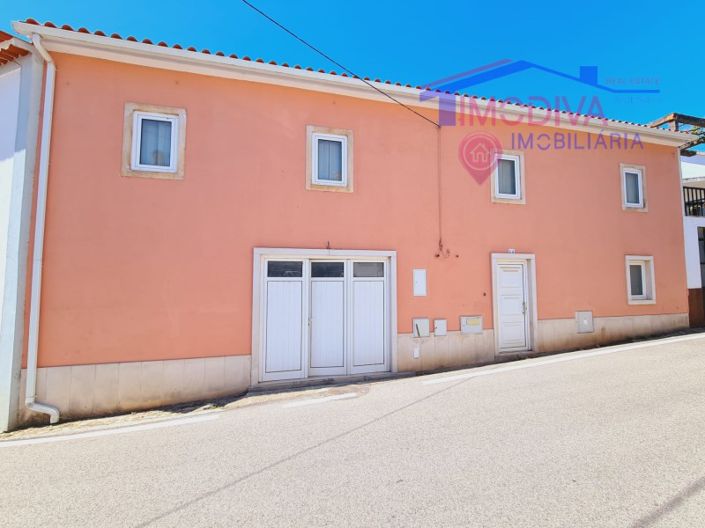 Image No.2-3 Bed House for sale