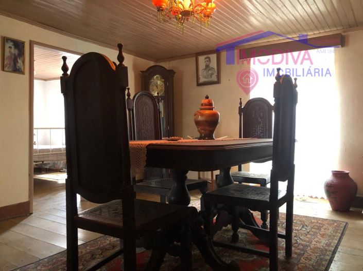 Image No.8-2 Bed House for sale