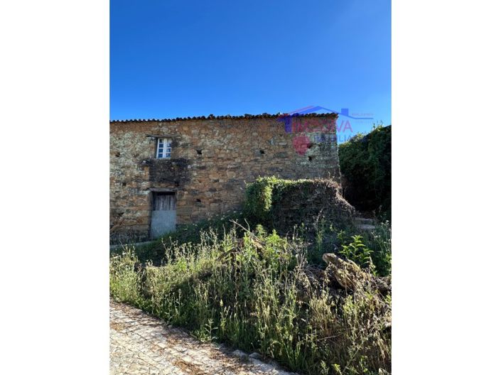 Image No.8-2 Bed House for sale