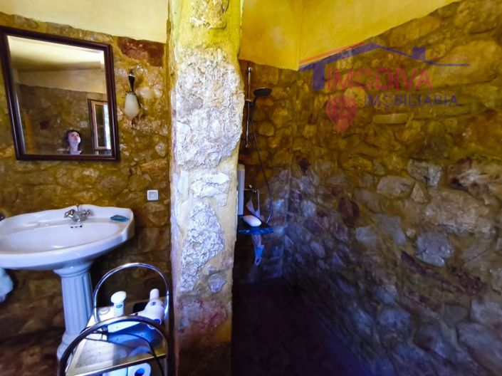 Image No.23-3 Bed House for sale