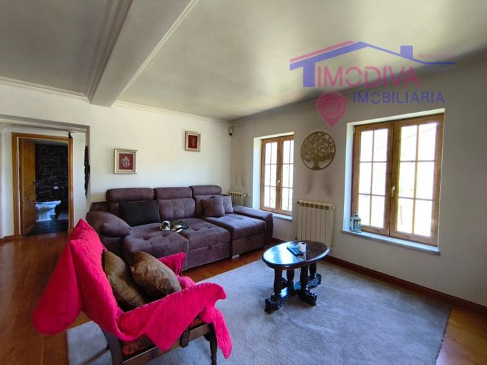 Image No.38-3 Bed House for sale