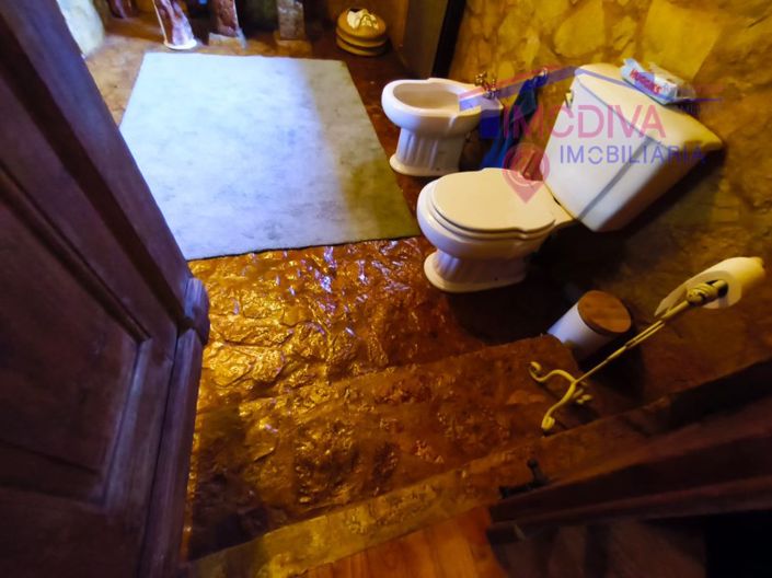 Image No.51-3 Bed House for sale