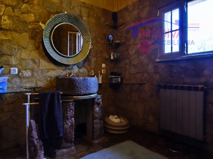 Image No.55-3 Bed House for sale